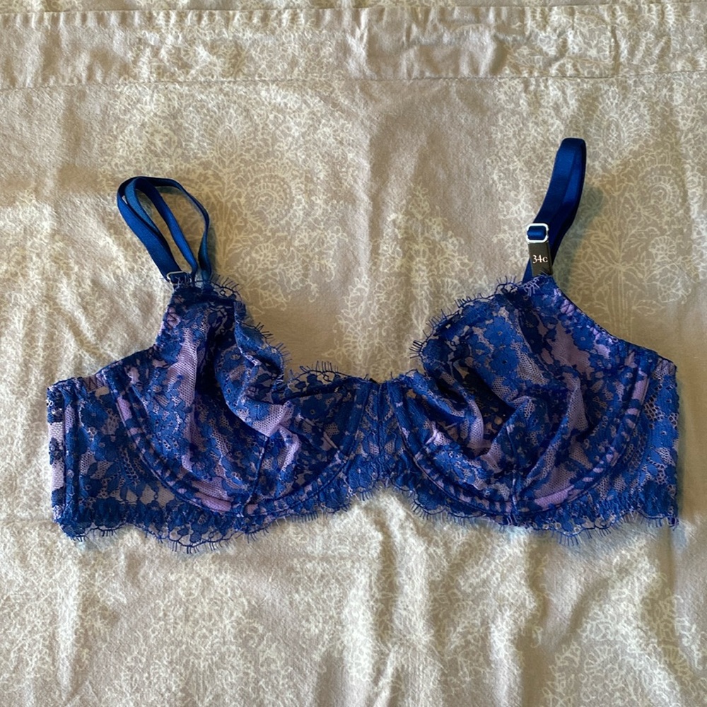 Victoria’s Secret Very Sexy Unlined Demi